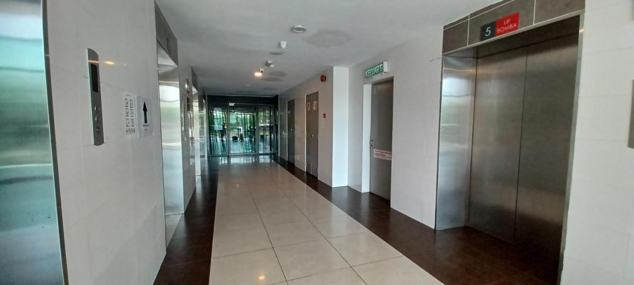 Homestay Arc Austin Hills Jb 4-5Pax Johor Bahru Esterno foto